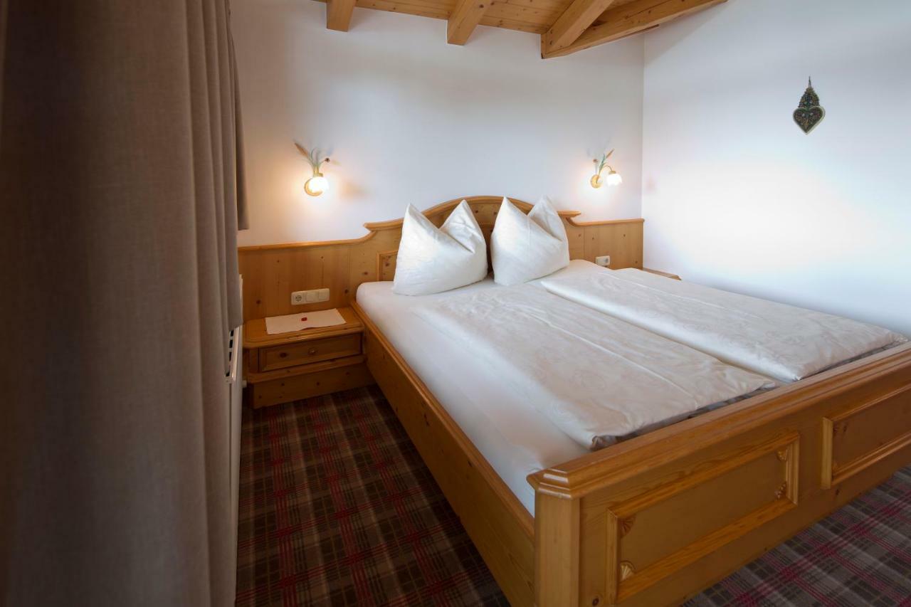 Gaestehaus Brantlhof Zimmer Und Ferienwohnungen In Going Am Wilden Kaiser Exterior photo