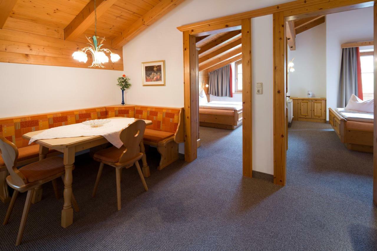 Gaestehaus Brantlhof Zimmer Und Ferienwohnungen In Going Am Wilden Kaiser Exterior photo